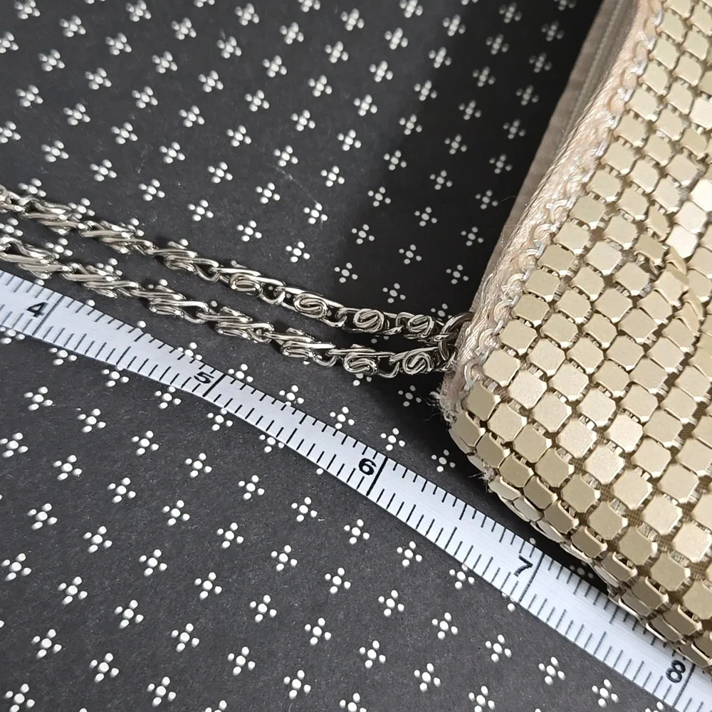 Vintage Champagne Gold Metal Mesh Chainmail Evening Bag Clutch Wristlet